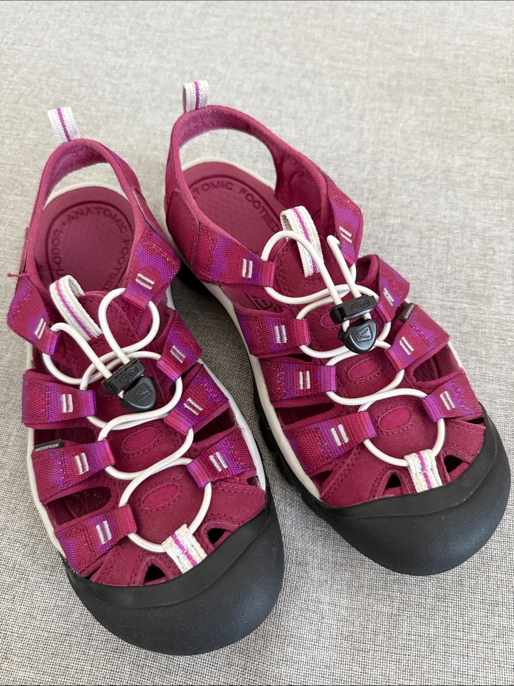 Keen Newport, H2 Magenta and White Outdoor Adventure Sandals